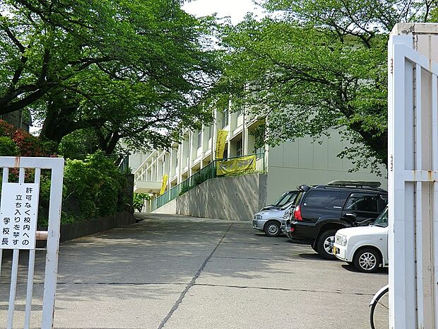 所沢市立山口中学校()