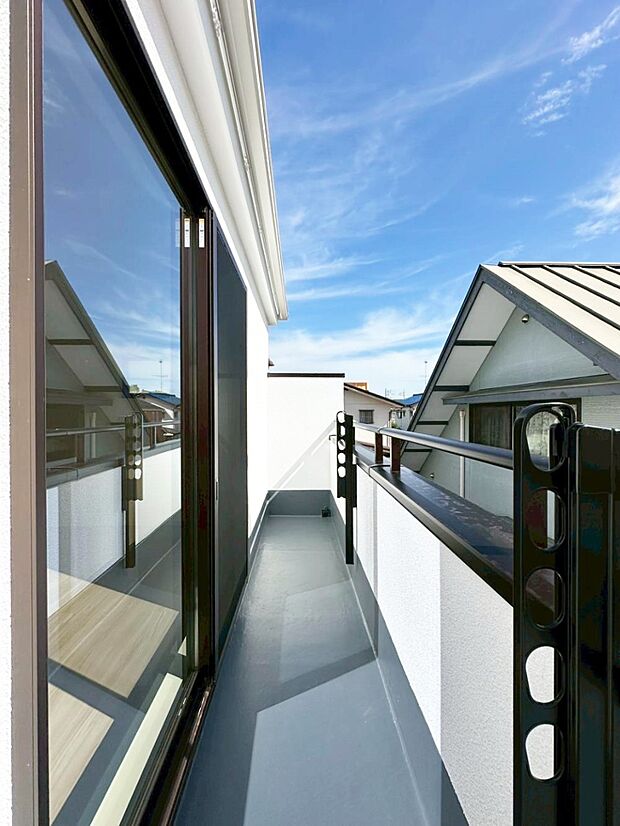 【バルコニー】風通しの良いバルコニー