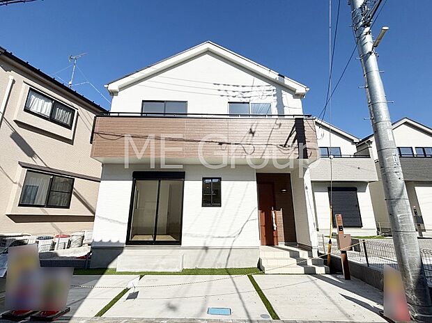 【現地外観写真】たっぷりの陽光と心地よい風が舞い込む住まい