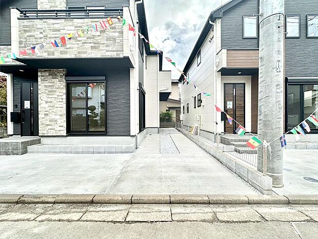 【駐車場】生活に欠かせない駐車スペース。