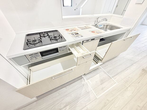 【その他設備(スライド収納)】使いやすさを優先したスライド式収納タイプ！