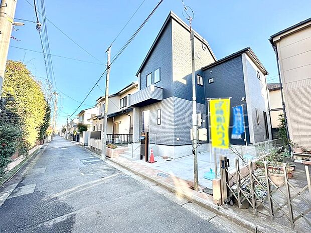 【前面道路含む現地写真】前面道路はきちんと整備されています  