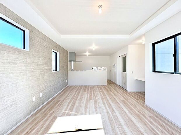 【ダイニング】家族が自然と集まる憩いのスペースになりそう