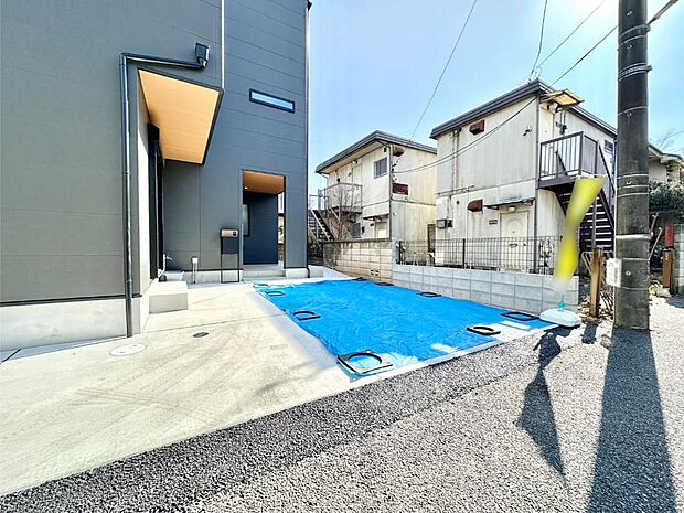 【駐車場】生活に欠かせない駐車スペース。　