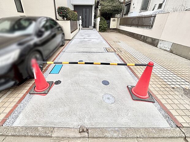 【駐車場】生活に欠かせない駐車スペース。