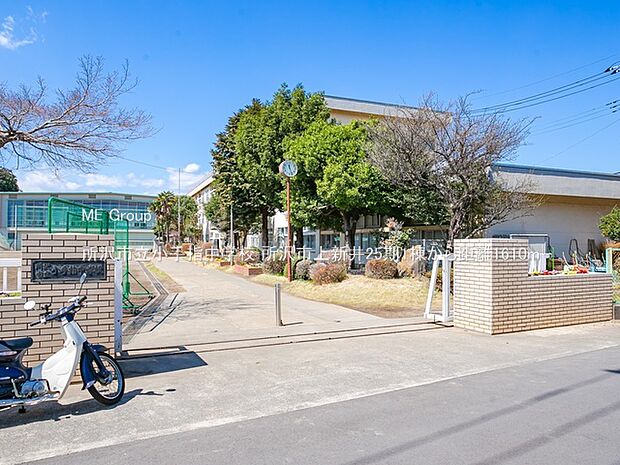 所沢市立小手指中学校（約1,610m）