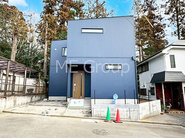 【現地外観写真】たっぷりの陽光と心地よい風が舞い込む住まい