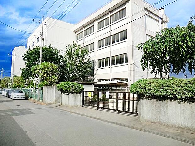 朝霞市立朝霞第五中学校（約1,420m）