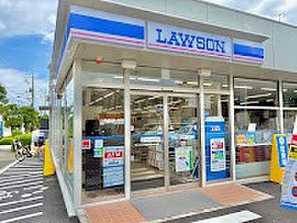 ローソン 小平新小金井街道店（約200m・徒歩3分）