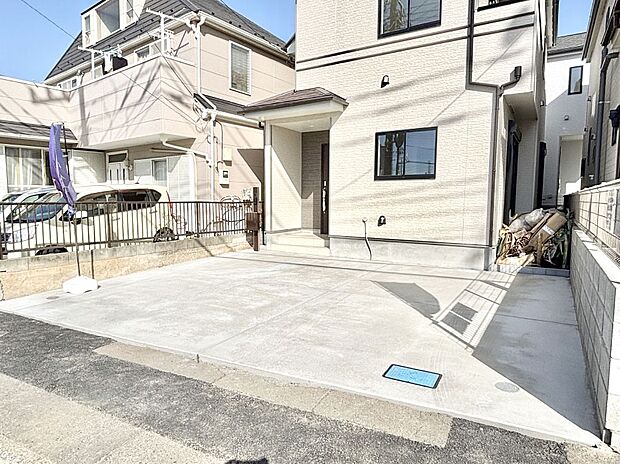 【駐車場】生活に欠かせない駐車スペース。