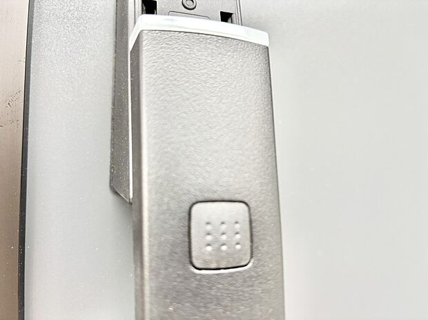 【玄関】ラクラク開錠!スマートコントロールキー。