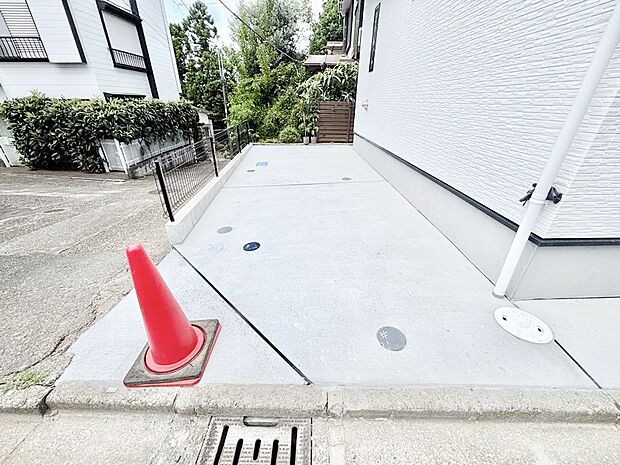 【駐車場】生活に欠かせない駐車スペース。