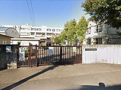 小平市立小平第五中学校 384m