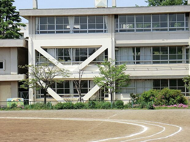 清瀬市立清瀬第六小学校（約720m）