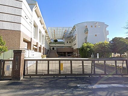 朝霞市立朝霞第一中学校 800m