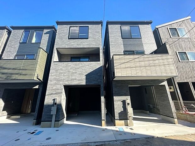 【現地外観】堂々完成!ご内見できます!