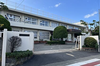 仲原小学校 1600ｍ(徒歩20分)