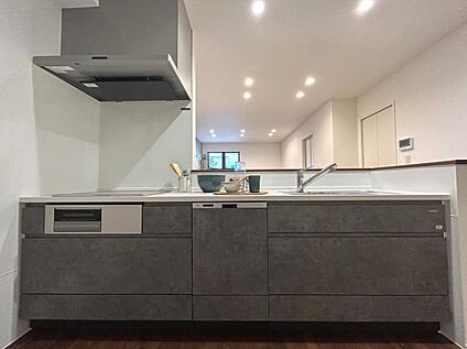 【2号棟キッチン】