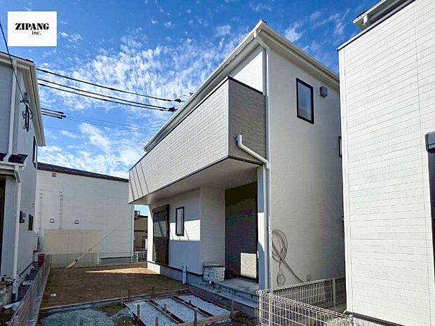 【現地外観写真】現地完成済みですので即日見学可能です♪周辺物件とともにご紹介させていただきますのでお気軽にお問い合わせください!