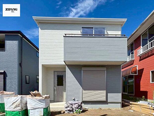 【即日見学可能】現地完成済みですので即日見学可能です♪周辺物件とともにご紹介させていただきますのでお気軽にお問い合わせください♪(2025年10月撮影)