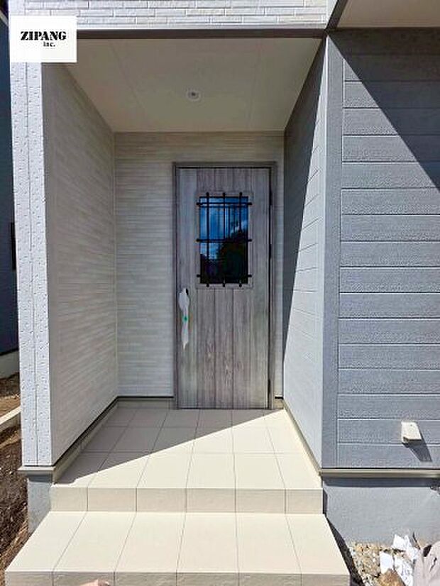 【現地外観写真】現地完成済みですので即日見学可能です♪周辺物件とともにご紹介させていただきますのでお気軽にお問い合わせください!