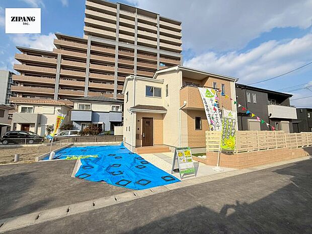 【現地外観写真】現地完成済みですので即日見学可能です♪周辺物件とともにご紹介させていただきますのでお気軽にお問い合わせください！ 