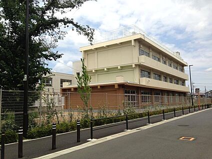 府中市立府中第五中学校 約954m(徒歩12分)