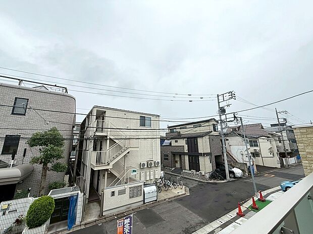 【◆眺望】近くに高い建物が無く、都内とは思えないのどかな雰囲気をお楽しみいただくことができます。