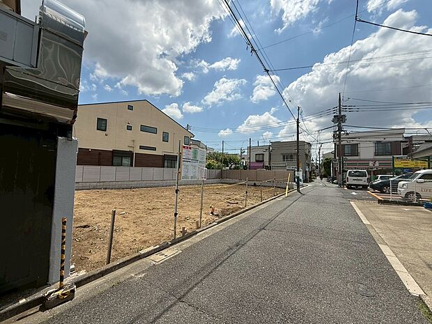 【◆前面道路】車を駐車される際もストレスなく駐車できるほどの前面道路幅を有しております。