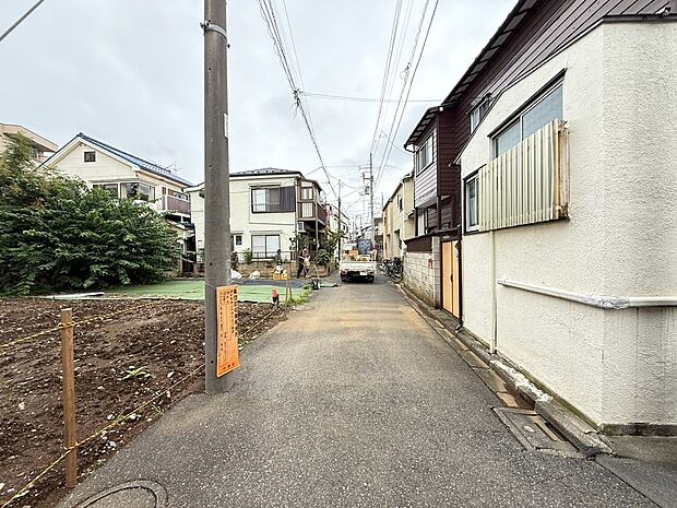 【◆現地】都会の利便性を享受しながら、ゆったりとした暮らしをお楽しみいただける、静かで落ち着いたロケーションです。