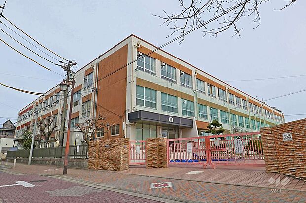 金城小学校(約960m)