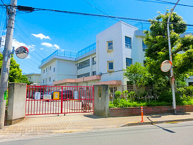 三鷹市立中原小学校（約850m）