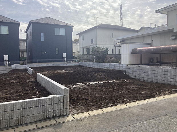 （1）号棟　2025/11/1現地撮影