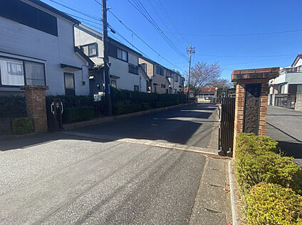 千葉市立貝塚中学校 1515m