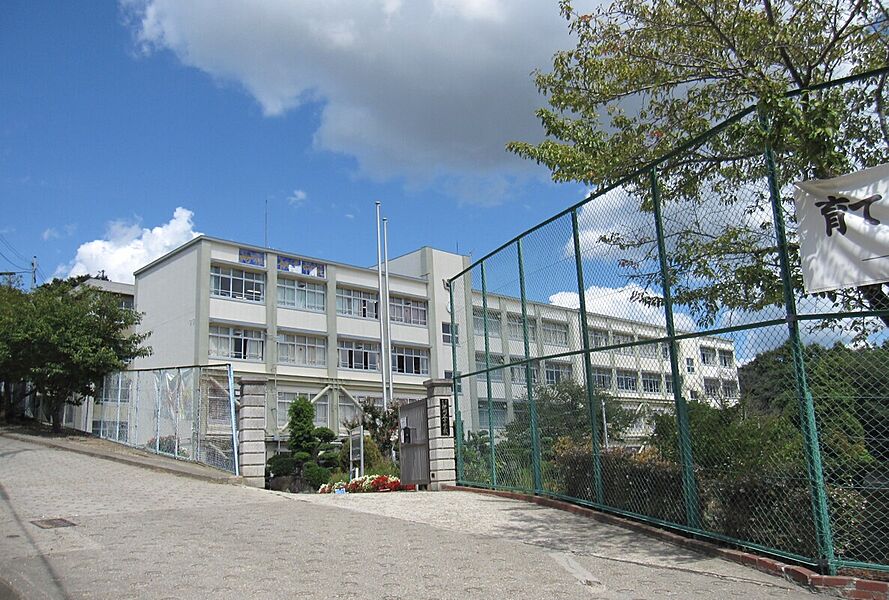 【学校】神戸市立伊川谷中学校