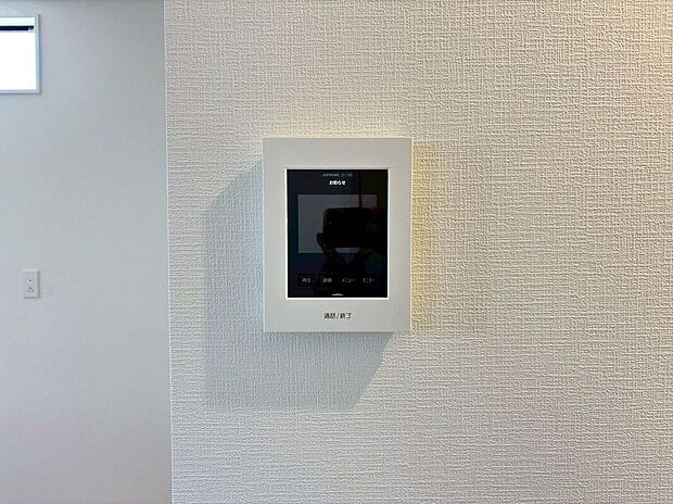 【その他設備】家の中から訪問者を確認できるのでお子様にも安心です♪セキュリティ面充実♪