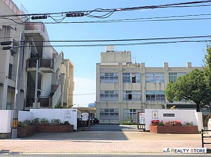 福岡市立内浜小学校 800m