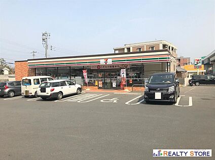 セブンイレブン福岡拾六町5丁目店 510m