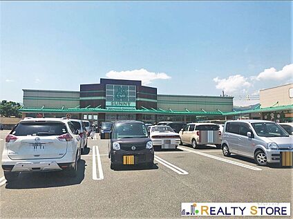 サニー重留店 570m