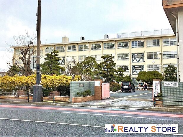 福岡市立原小学校（約550m）