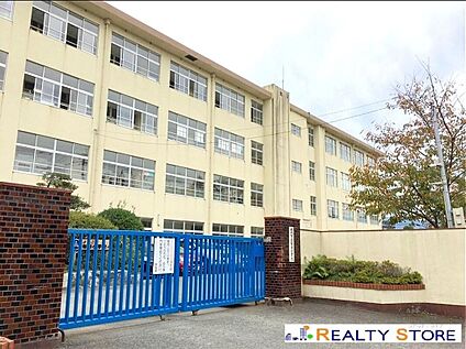 福岡市立有田小学校 960m