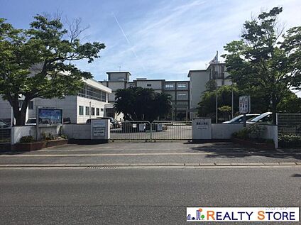 糸島市立前原小学校 1300m