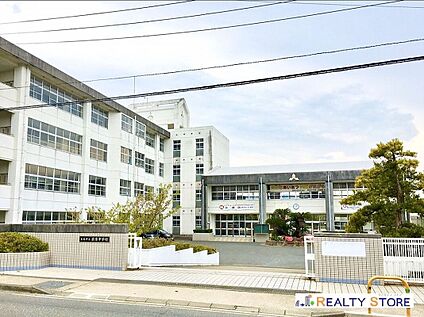 糸島市立前原中学校 400m