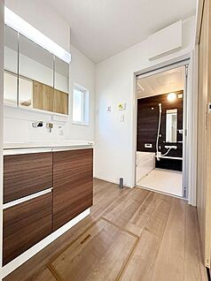 同仕様画像 (その他内観)