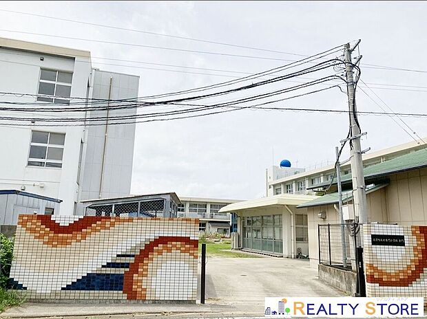 篠栗町立北勢門小学校（約1,080m）