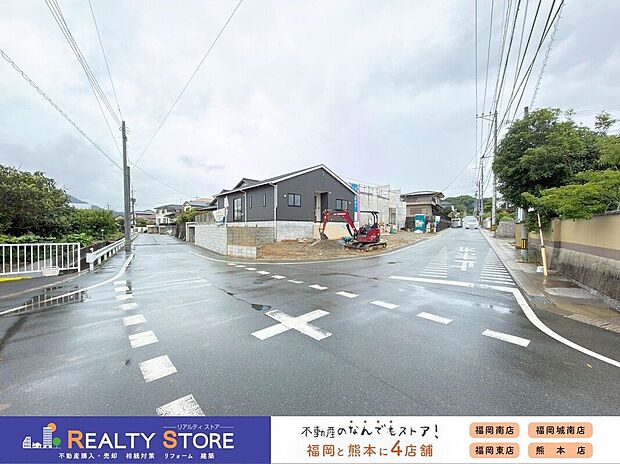 【前面道路含む外観】☆現地（2026年6月）撮影☆