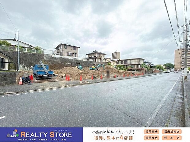 【前面道路含む外観】☆現地（2026年6月）撮影☆