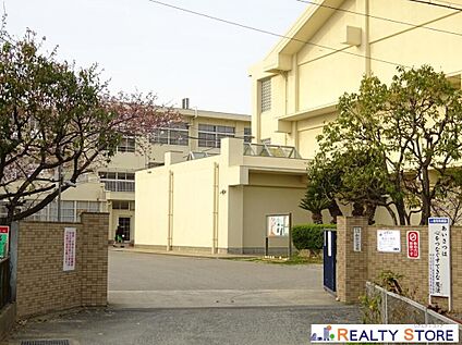 福岡市立和白小学校 1610m