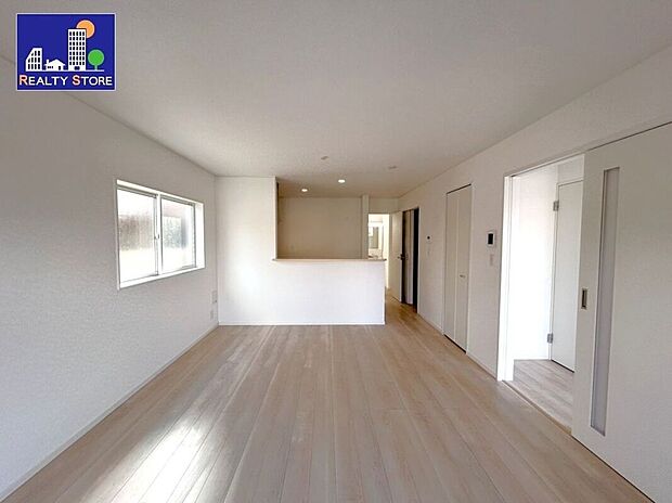 ☆リビング☆大切な家族が集まるからこそこだわりたいLDK♪この場所を通じて家族の楽しい会話が聞こえてきそうなリビングですね♪