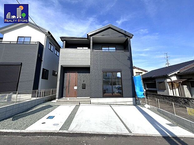 ☆2号棟・外観☆ブラック×スモークブラック♪